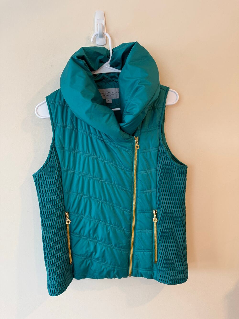 Andrew Marc New York Puffer Vest Women's Medium Teal Green Sleeveless Full Zip